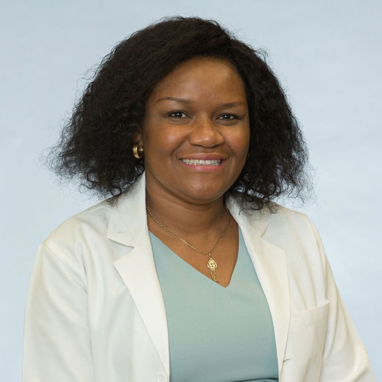edith mbagwu headshot web